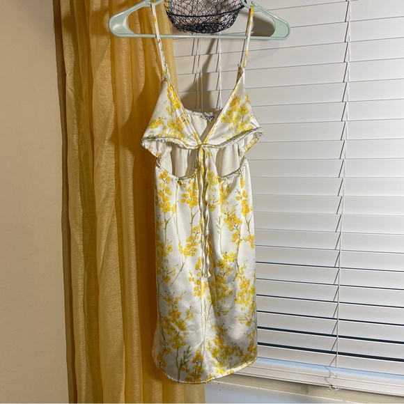 Underboob Silky Dress - Picture 2 of 3